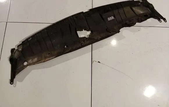 Honda Civic Engine bonnet/hood lock trim molding 71125SNB
