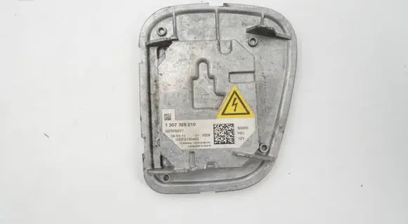 Volvo V50 Xenon control unit/module 1307329210