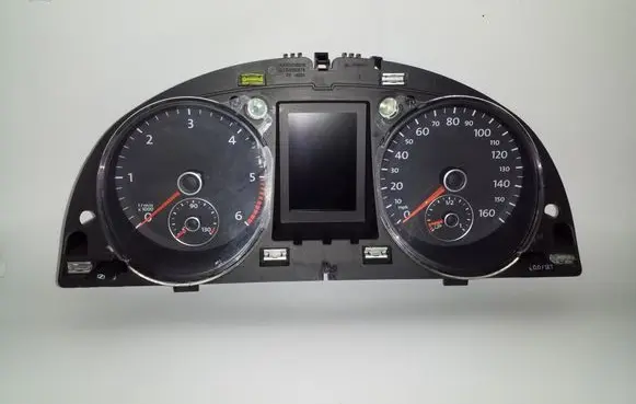Volkswagen PASSAT B7 Speedometer (instrument cluster) 3AA920970E