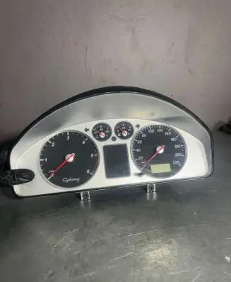 Ford Galaxy Speedometer (instrument cluster) 7M5920800E YM2110849APC 2303020327