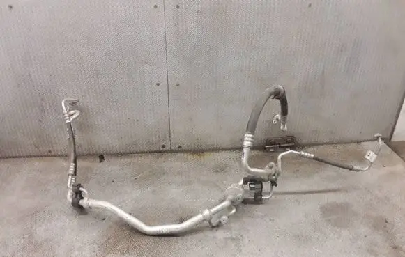 Citroen C4 II Picasso Air conditioning (A/C) pipe/hose 9806581680