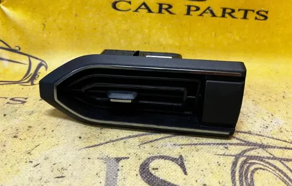 Dacia Sandero III Dashboard side air vent grill/cover trim 687601376R