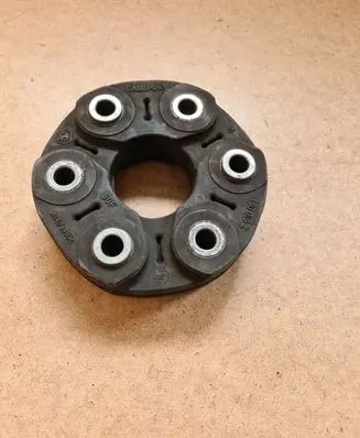 BMW 3 F30 F35 F31 Rear prop shaft donut coupling/joint 7610061