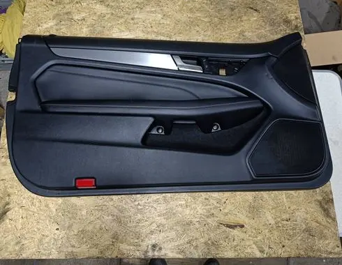 Mercedes-Benz C W204 Front door card panel trim A2047601961 A2044400938 A2047601761