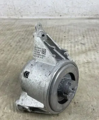 Engine mount bracket