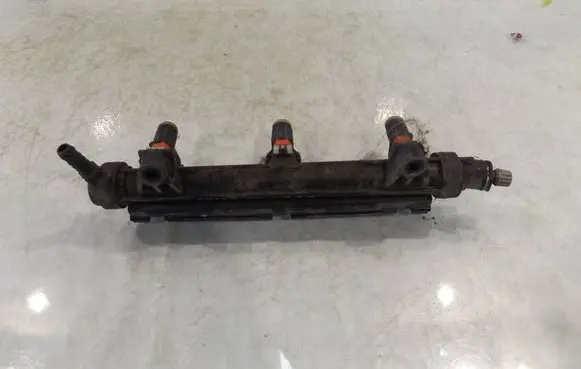 Fuel main line pipe