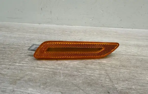 Porsche Cayenne (9Y0 9Y3) Front indicator light 971945061B 9Y0945071B 9Y0945071C