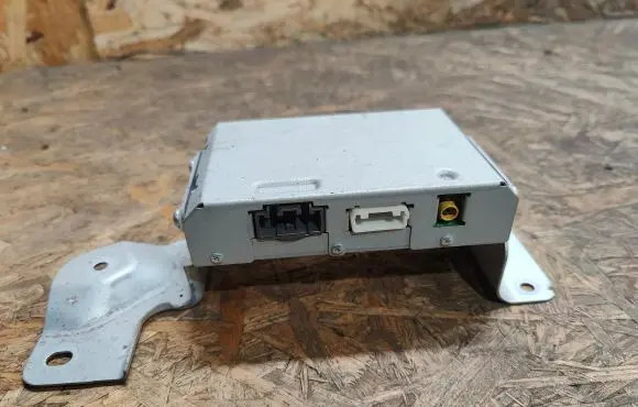 Antenna control unit