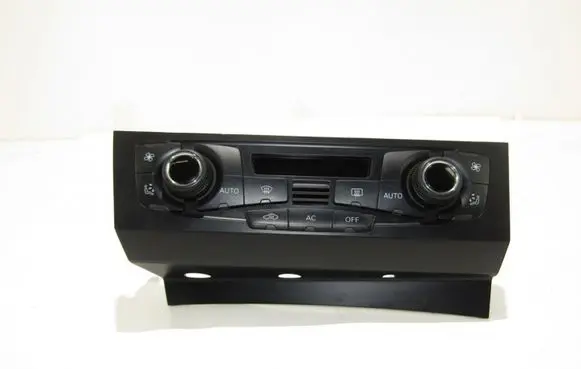Audi A5 8T 8F Climate control unit 8T2820043M