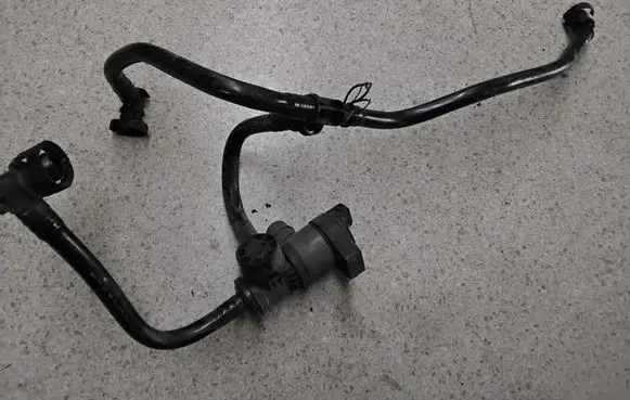 BMW X3 F25 Valve vacuum 7636155
