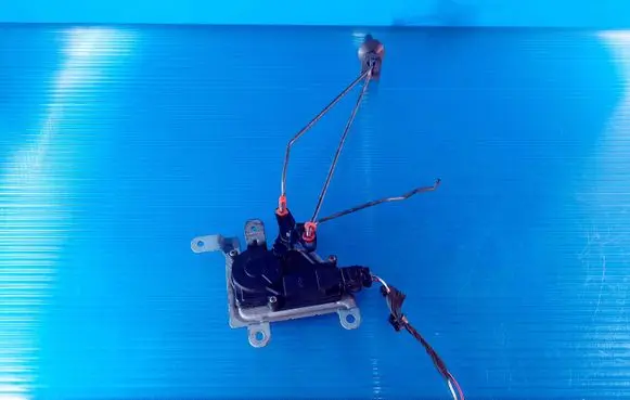 KIA Sorento Tailgate boot lock/latch motor 812408E000