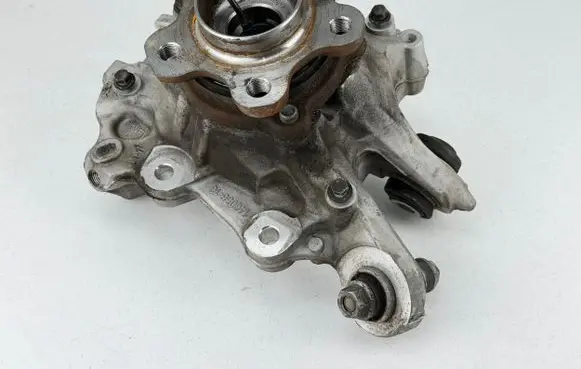 BMW 2 G42 Rear wheel hub spindle/knuckle 14605610 6893971