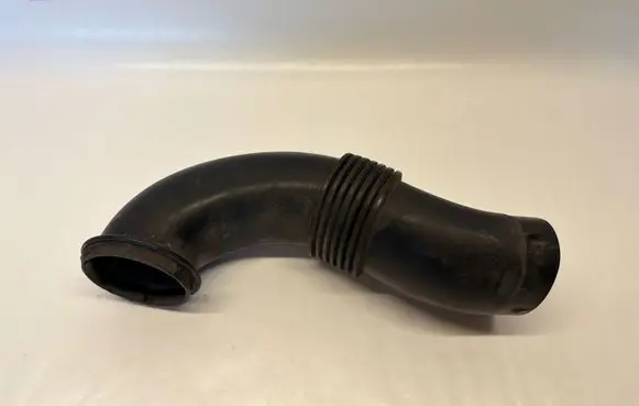 Mercedes-Benz Vito Viano W447 Air intake duct part A4475280724
