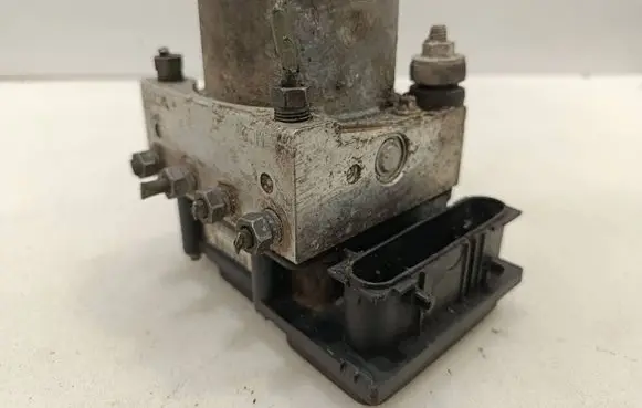 Toyota Aygo AB10 ABS Pump 445100H010 5458L4080109 0265231579