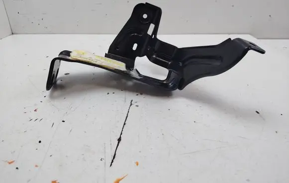 Audi A6 S6 C6 4F ABS pump bracket 03G131529B
