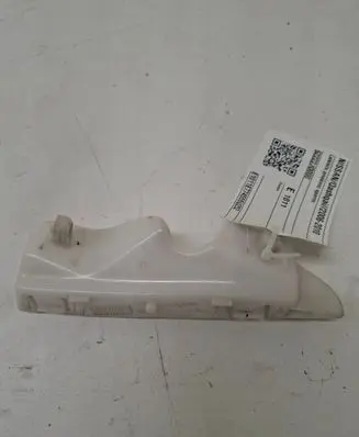 Nissan Qashqai Fender mounting bracket 62222JD000