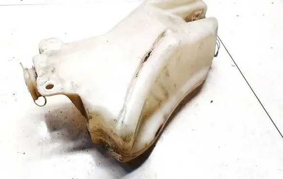 Mazda MX-3 Windshield washer fluid reservoir/tank 860141213 860141-213