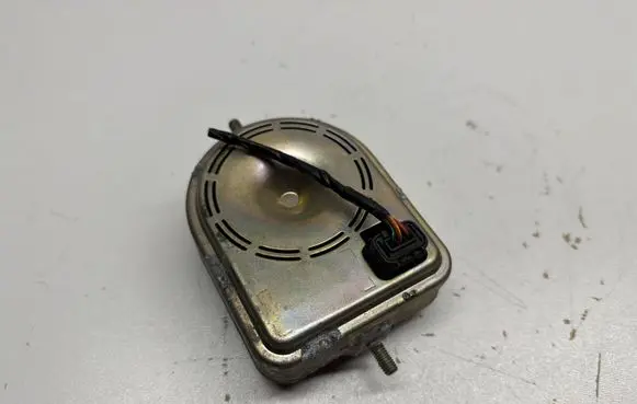 Volvo S80 Alarm system siren A0005019