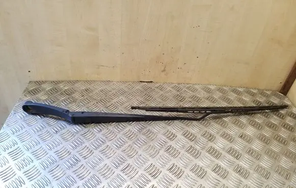Hyundai ix35 Front wiper blade arm 