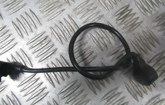 Opel Vectra B Detonation knock sensor 90528671 5wk96081