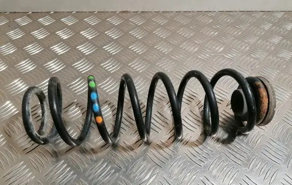 Skoda Fabia Mk2 (5J) Rear coil spring