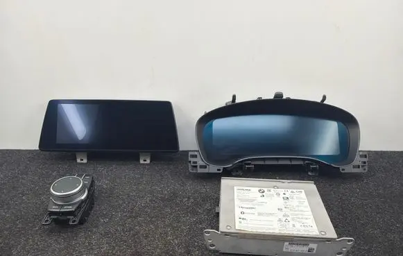 BMW 5 G30 G31 G38 Screen/display/small screen 9825936 CL5A071E6 9459631