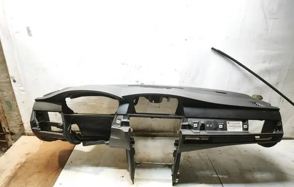 BMW 5 E60 E61 Dashboard 7063264 04B061RB0476Z