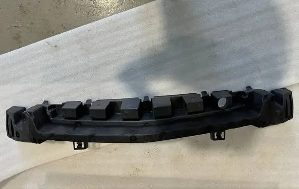 Chevrolet Camaro Front bumper support beam 84214301 300079