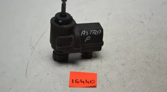 Opel Astra F Headlight level adjustment motor 35130692 90413185