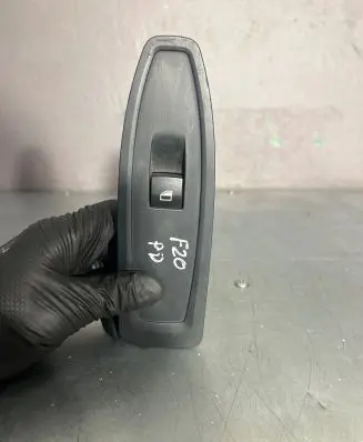 BMW 1 F20 F21 Electric window control switch 7268405