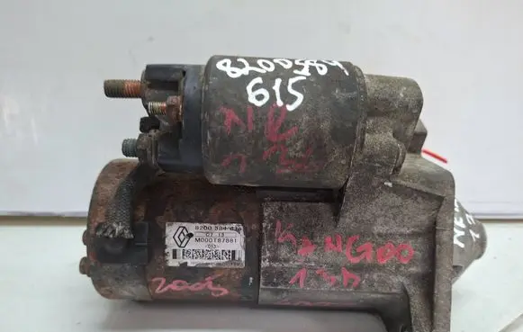 Renault Kangoo II Starter motor S27612234 8200584675