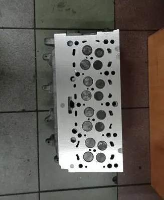 Seat Exeo (3R) Engine head 03L103373