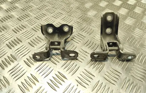 Hyundai i20 (GB IB) Front door hinge set 