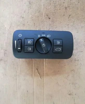 Volvo V70 Light switch 30739414