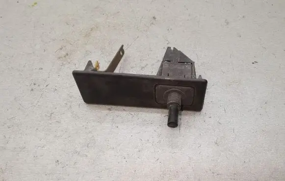 Mercedes-Benz W123 Boot/trunk interior light 1158202511 0008212852
