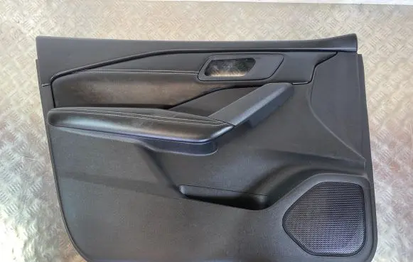 Nissan Qashqai J12 Front door card panel trim