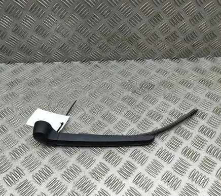 Audi A3 S3 8V Rear wiper blade arm 8V3955407 8V3955425