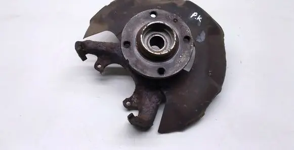 Front wheel hub