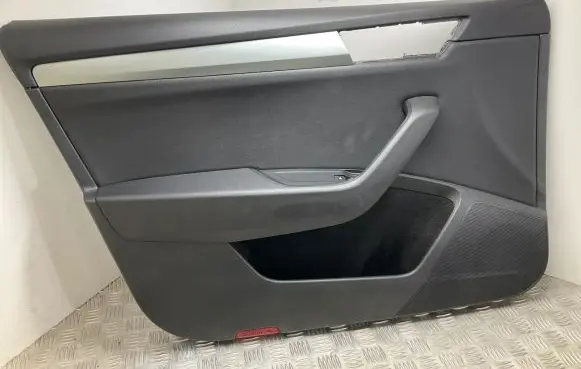 Skoda Superb B8 (3V) Front door card panel trim 3V1867011