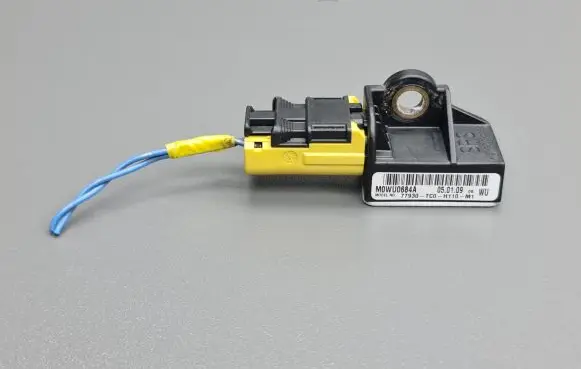 Honda Accord Airbag deployment crash/impact sensor 77930TC0H110M1
