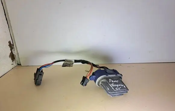 Renault Espace IV Heater blower motor/fan resistor 52492365