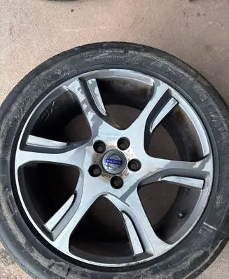 Volvo XC60 R18 alloy rim 31280139