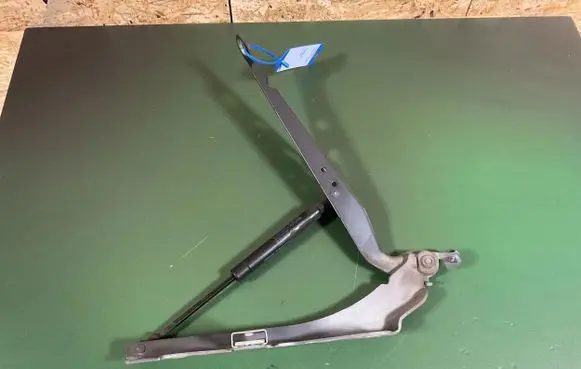 Volvo V70 Engine bonnet/hood hinges 9154605 H01ERDDUDK