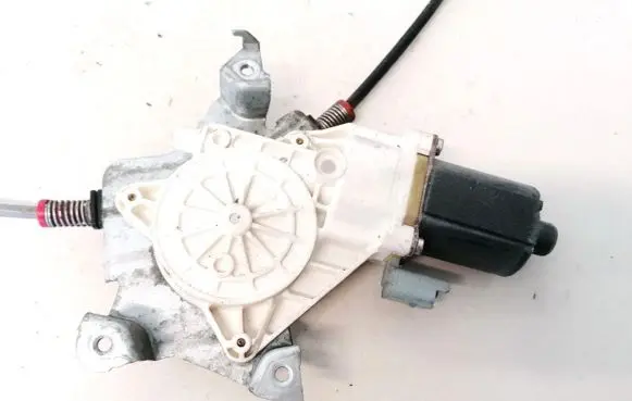 Nissan Micra Front door window regulator motor 0130822202