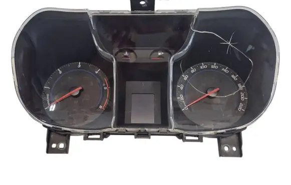 Chevrolet Cruze Speedometer (instrument cluster) 688014257