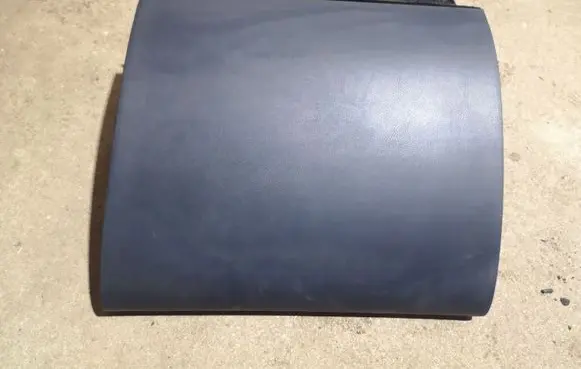 Volkswagen Phaeton Glove box