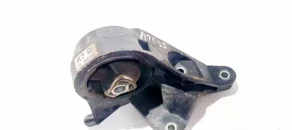 Chevrolet Cruze Engine mount bracket 13248608
