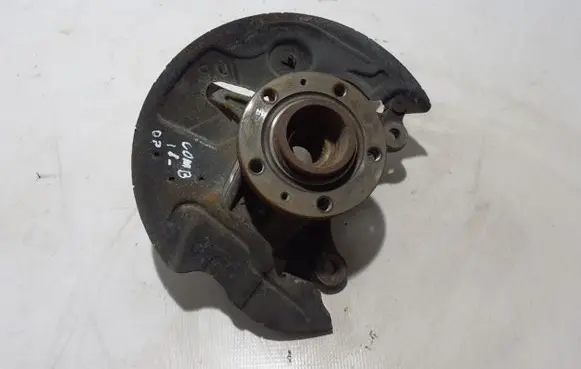 Opel Combo E Front wheel hub 1632265480