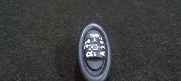 Traction control (ASR) switch