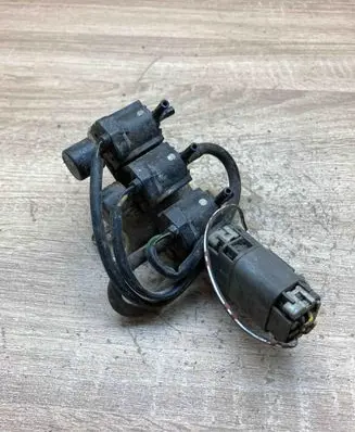 Nissan Terrano Turbo air boost pressure sensor AESU127